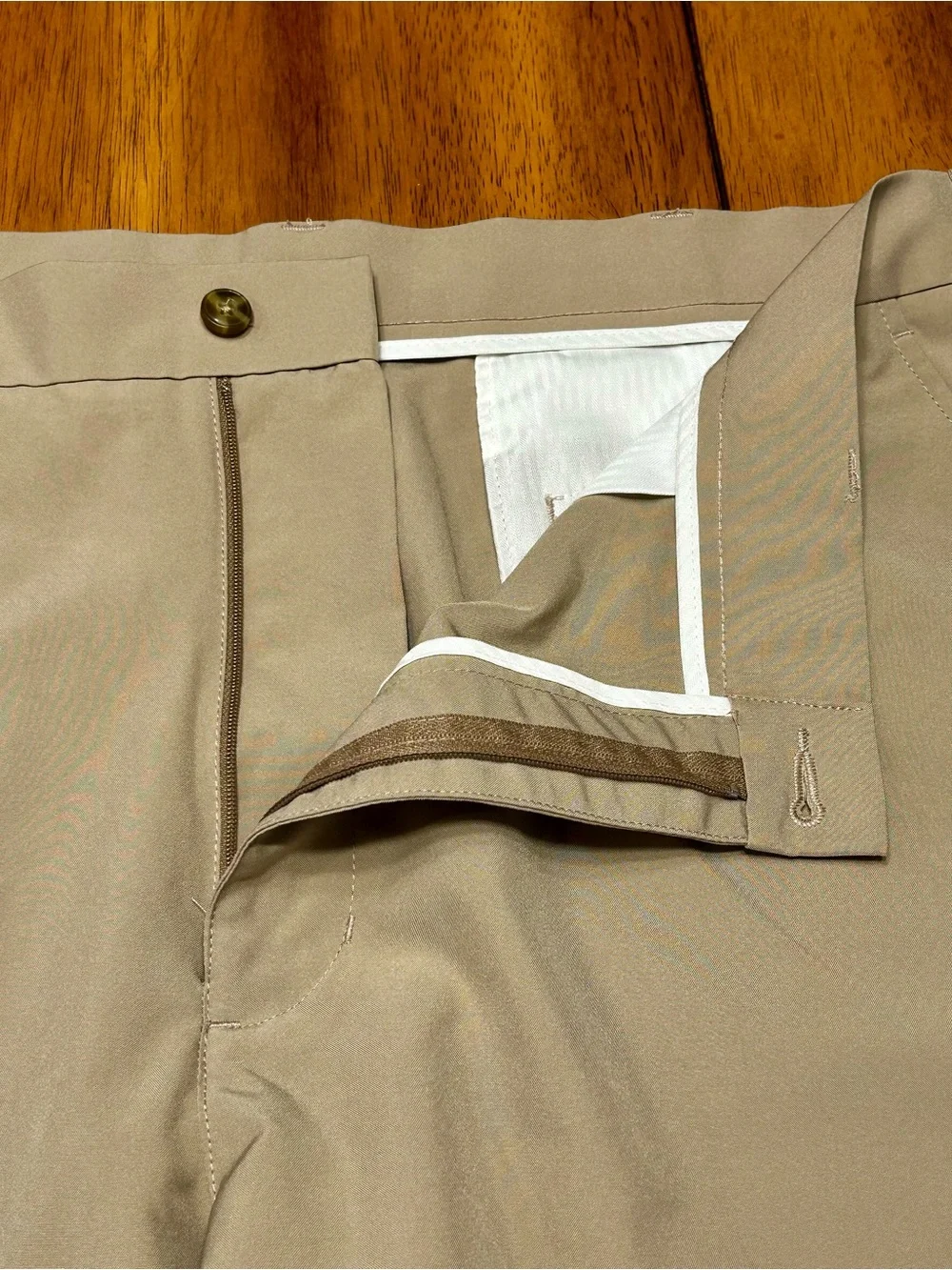 PGA Tour Beige Flat Front Men's Shorts Size 38